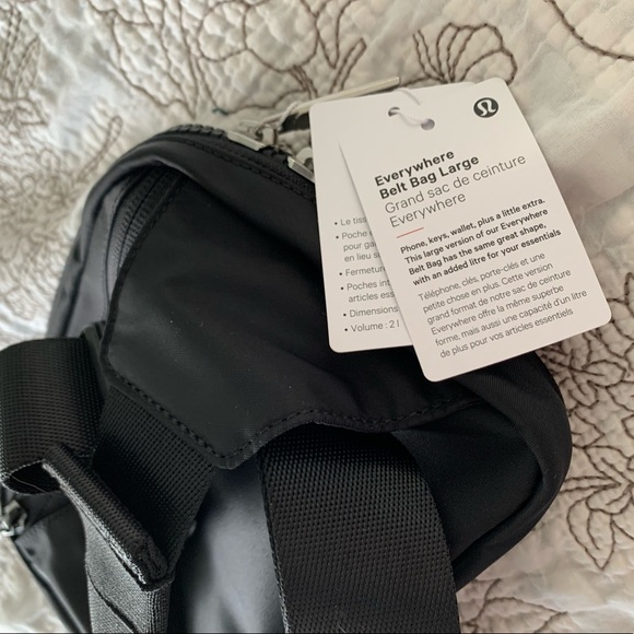 Large Everywhere Belt Bag *2L / black ❤️ NWT / lululemon / 2022 version❤️ - Picture 6 of 9